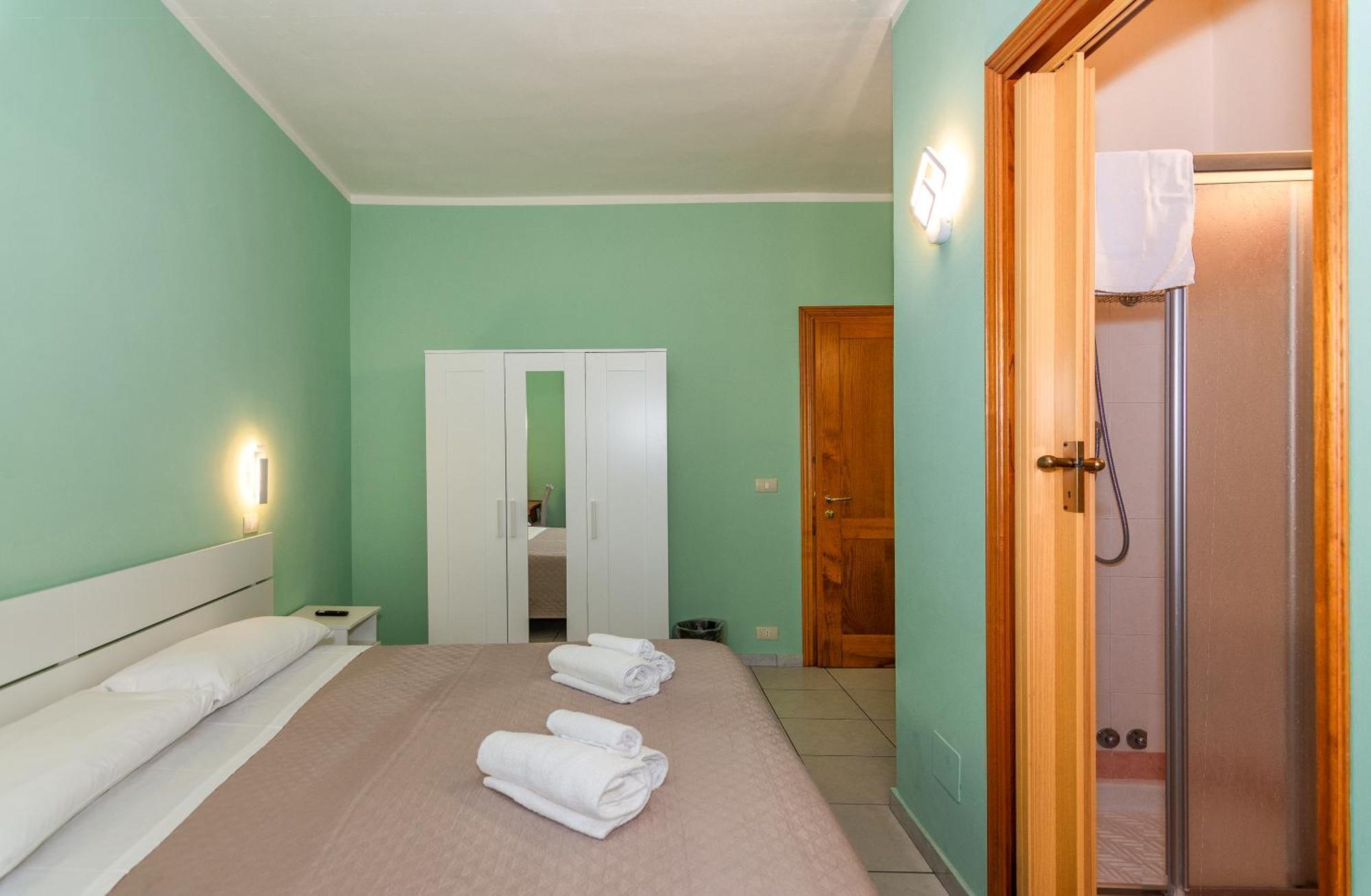 Hotel Villa Benvenuti Viareggio Exterior photo