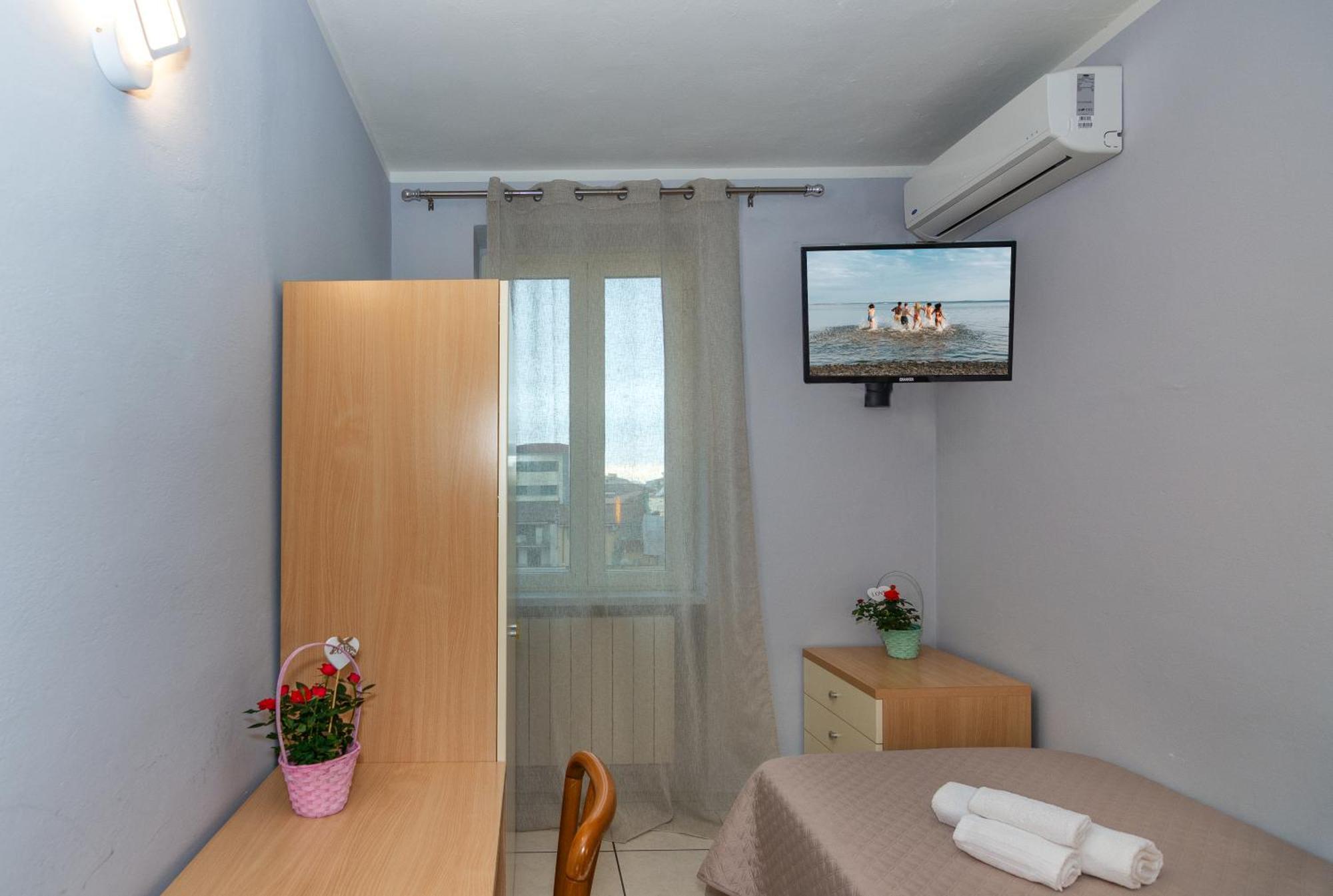 Hotel Villa Benvenuti Viareggio Exterior photo